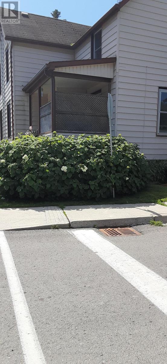 292 William Street N, Gananoque, Ontario  K7G 1S5 - Photo 41 - X12750748