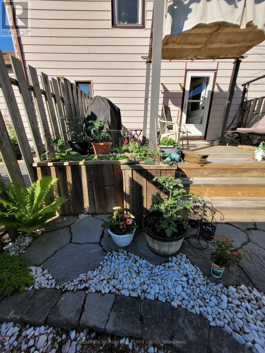 292 William Street N, Gananoque, Ontario  K7G 1S5 - Photo 45 - X12750748