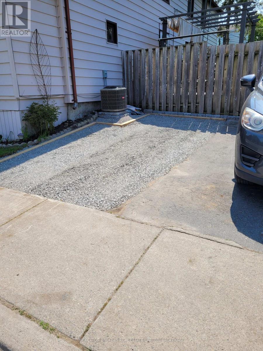 292 William Street N, Gananoque, Ontario  K7G 1S5 - Photo 43 - X12750748