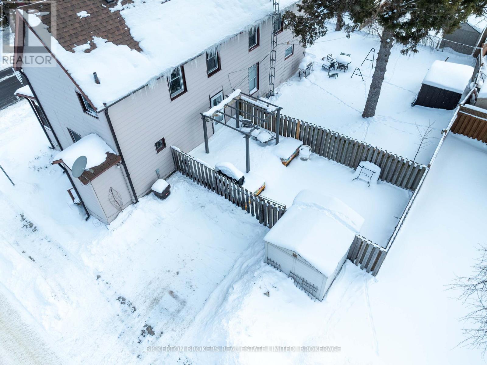 292 William Street N, Gananoque, Ontario  K7G 1S5 - Photo 5 - X12750748