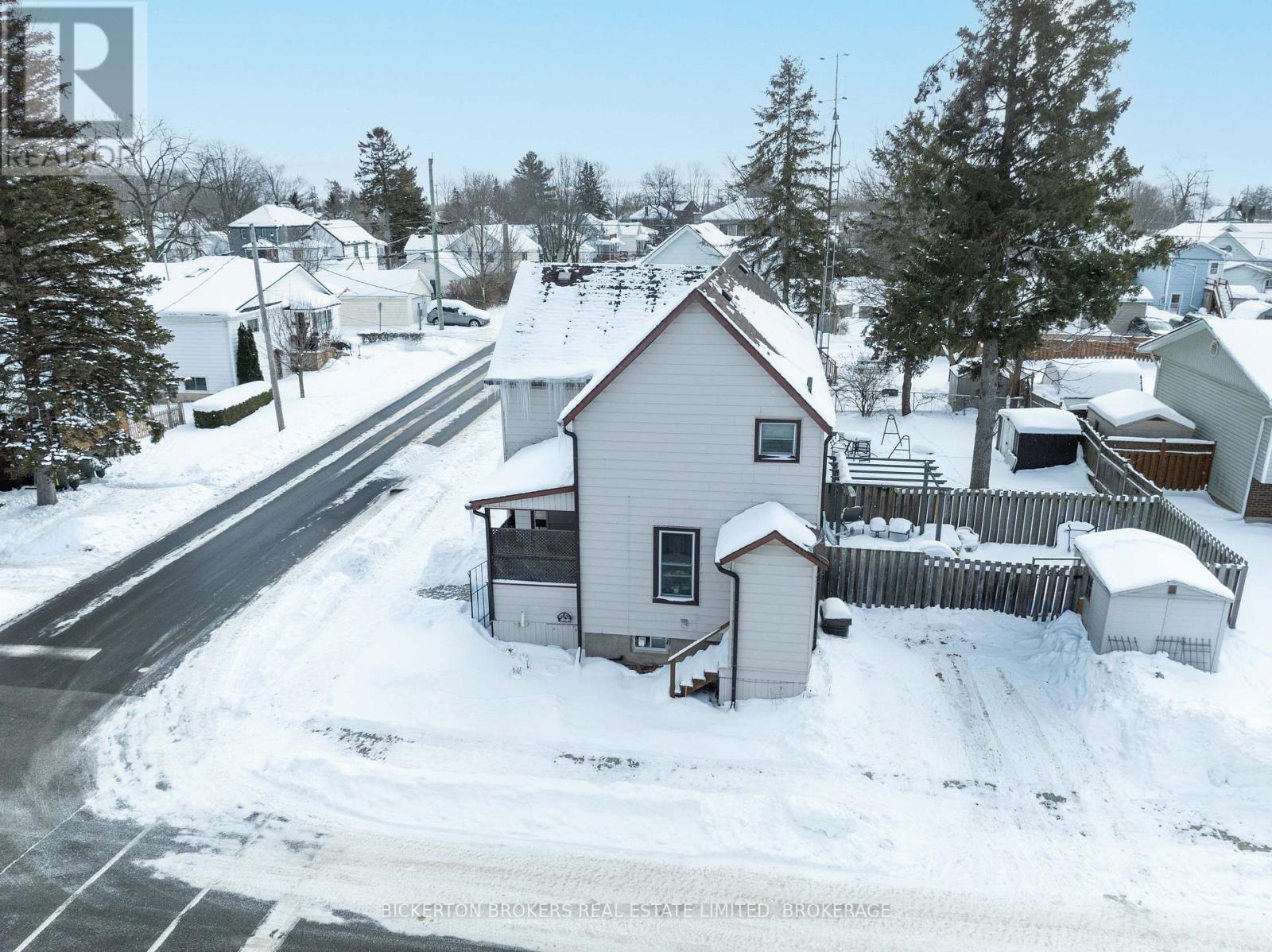 292 William Street N, Gananoque, Ontario  K7G 1S5 - Photo 7 - X12750748