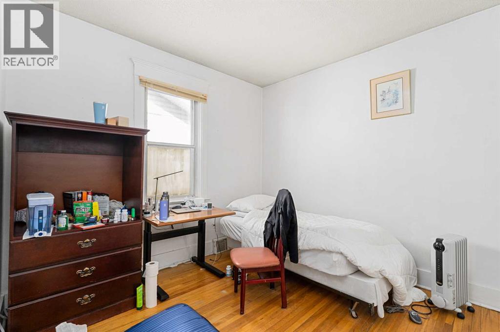 216 15 Avenue NW, Calgary, Alberta  T2M 0G8 - Photo 12 - A2283011