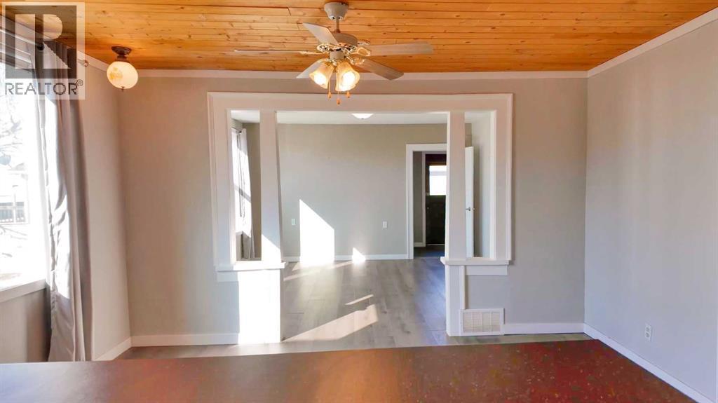 129 5 Avenue, Champion, Alberta  T0L 0R0 - Photo 11 - A2295559