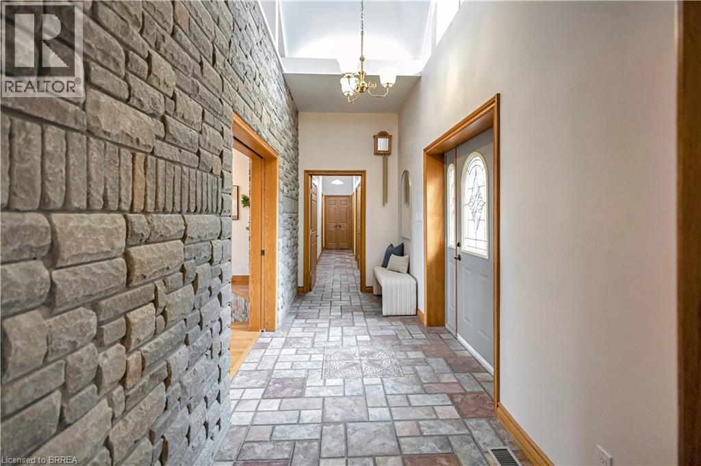 103 Tutela Heights Road, Brantford, Ontario  N3T 1A4 - Photo 7 - 40807295