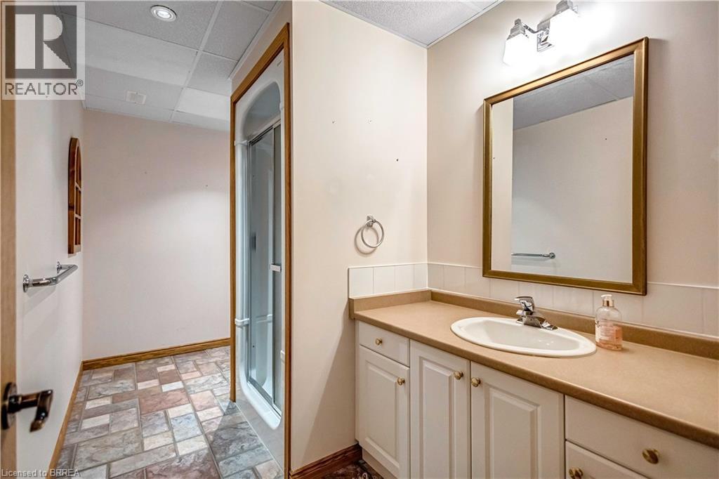 103 Tutela Heights Road, Brantford, Ontario  N3T 1A4 - Photo 34 - 40807295