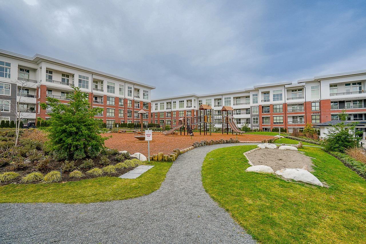 A319 8150 207 Street, Langley, British Columbia  V2Y 4J2 - Photo 37 - R3104337