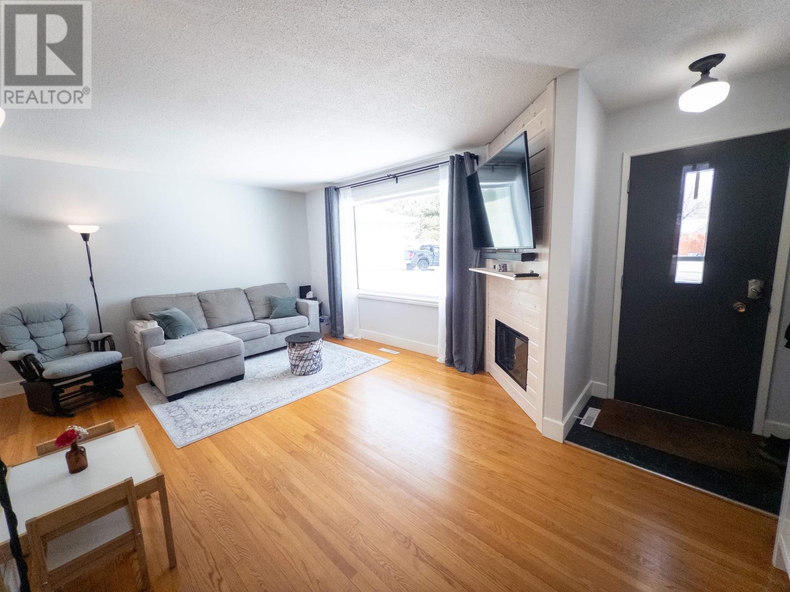 1102 Minto Avenue, Kenora, Ontario  P9N 3J9 - Photo 3 - TB2600574