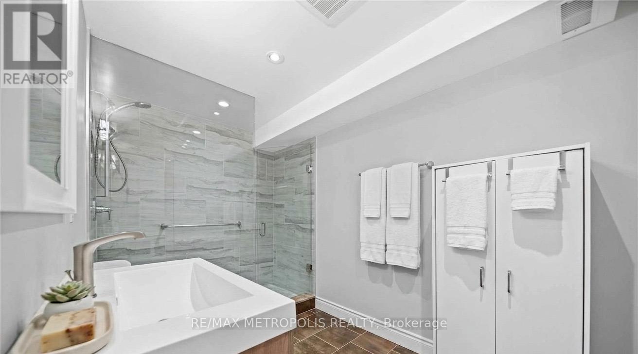 Basement - 214 Stonemanor Avenue, Whitby, Ontario  L1R 1Y1 - Photo 7 - E12914832