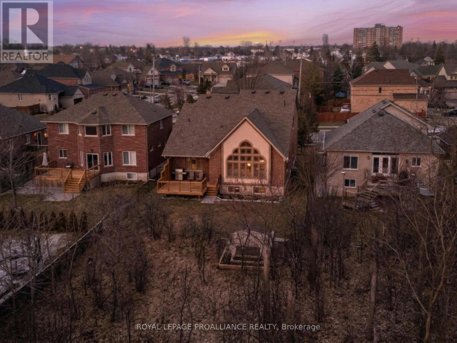 240 Avondale Road, Belleville, Ontario  K8P 0B6 - Photo 5 - X12822484