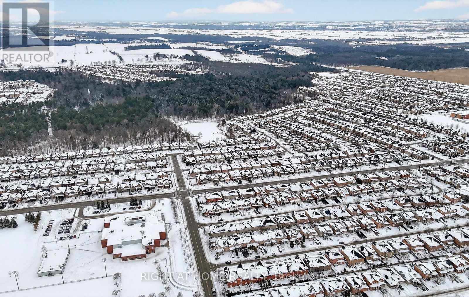 349 Wood Duck Lane, Newmarket, Ontario  L3X 2X8 - Photo 29 - N12781668