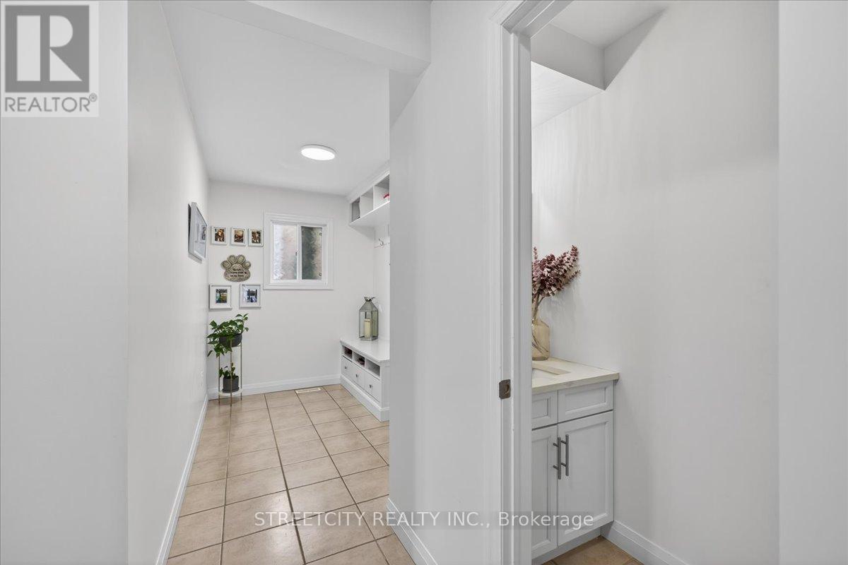 3225 Pomeroy Lane, London South, Ontario  N6P 1W3 - Photo 21 - X12913658