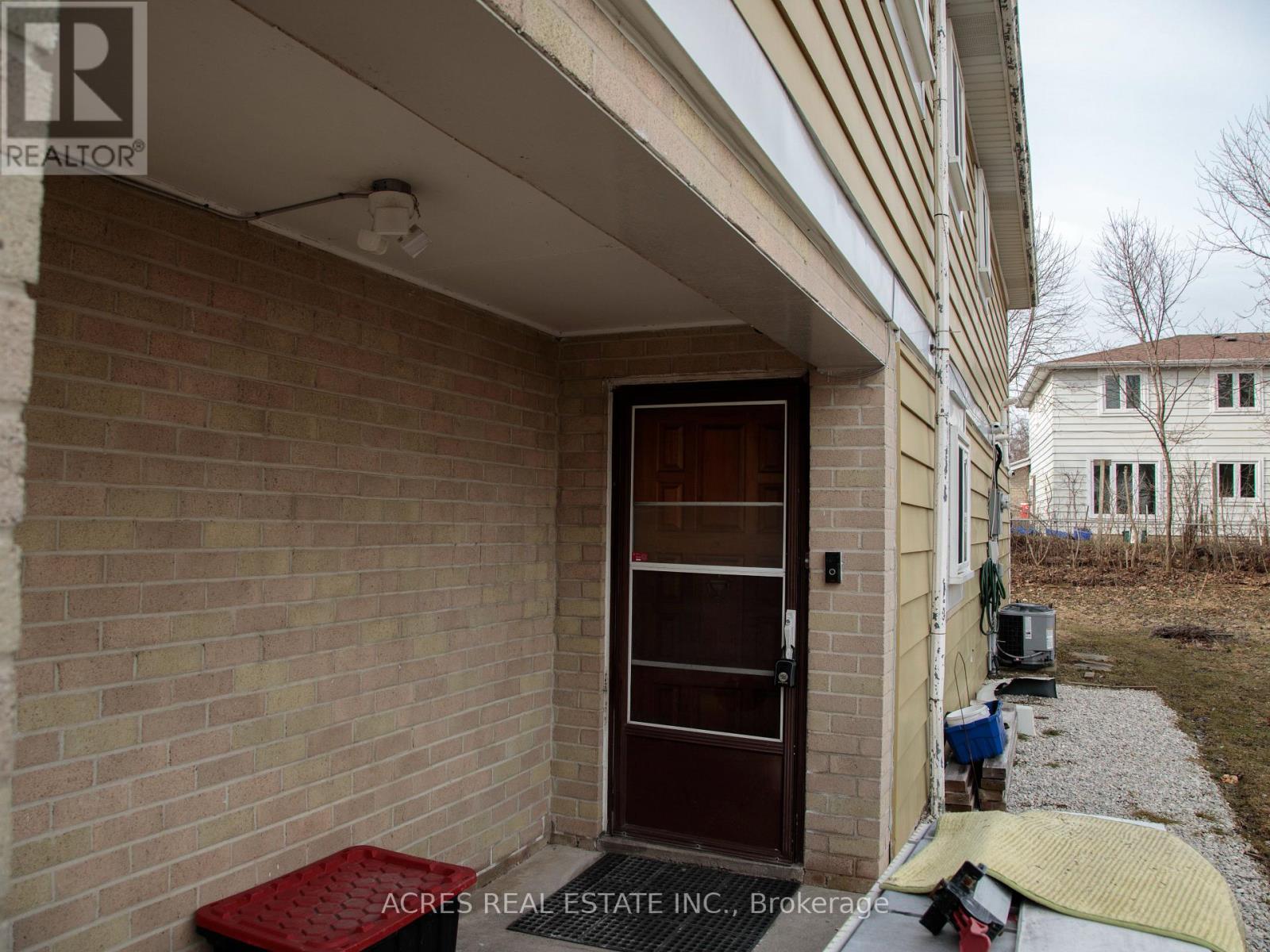 20 Gladeside Place W, Brampton, Ontario  L6S 1X3 - Photo 7 - W12934940