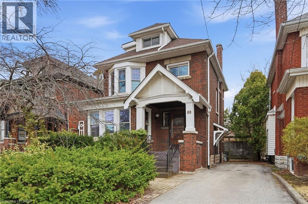 88 Cline Avenue N, Hamilton, Ontario  L8S 3Z6 - Photo 2 - 40815066