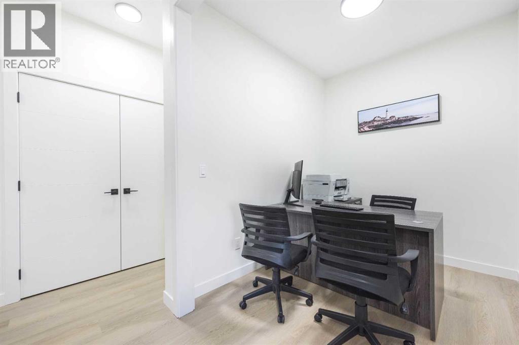 108 Heritage Manor, Cochrane, Alberta  T4C 3K8 - Photo 7 - A2290928