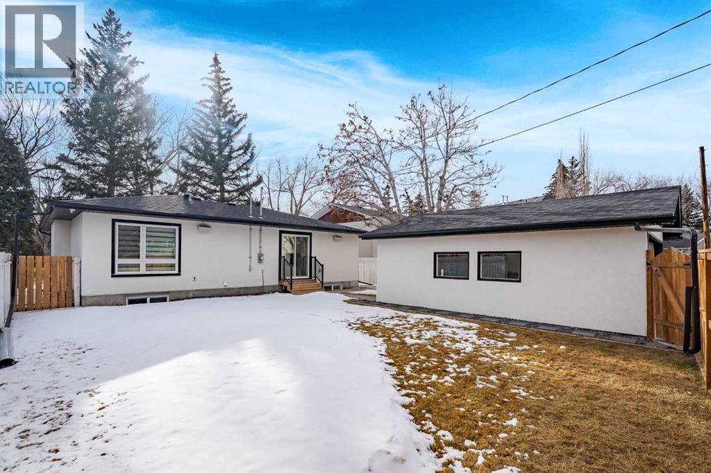 3112 Brentwood Boulevard Nw, Calgary, Alberta  T2L 1J8 - Photo 34 - A2292577