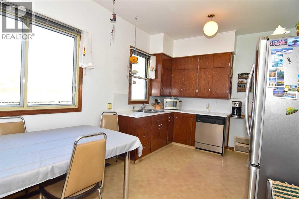 253215 Range Road 280, Delacour, Alberta  T0M 0T0 - Photo 10 - A2296247