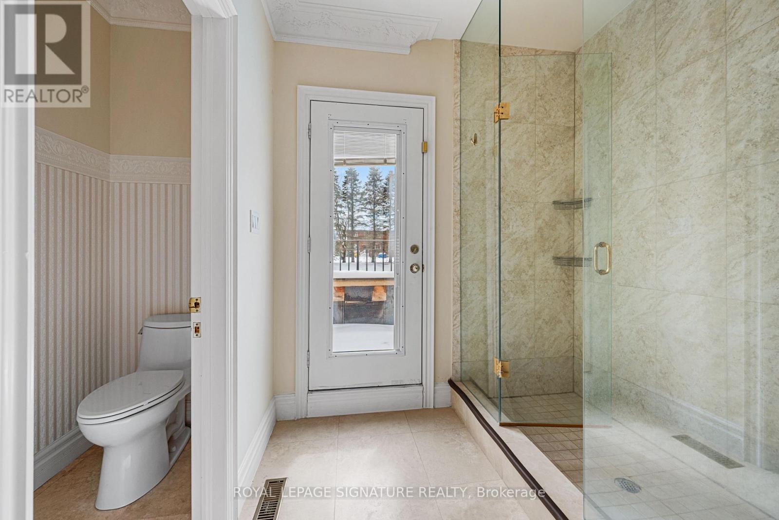 8 Elia Drive, Whitchurch-Stouffville, Ontario  L4A 7X5 - Photo 18 - N12890928