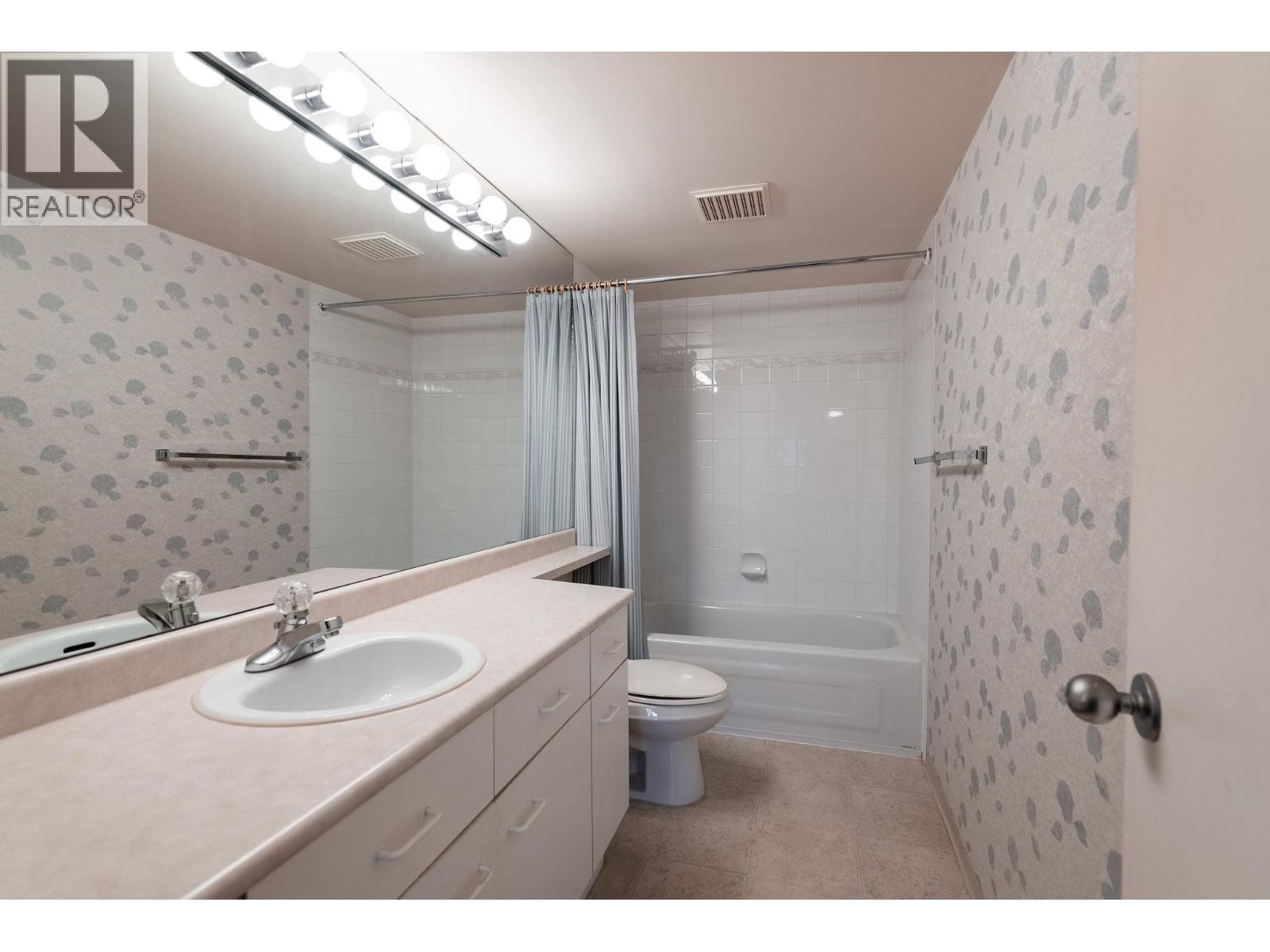 305 8811 Lansdowne Road, Richmond, British Columbia V6X 3T4 - Photo 18 - R3104714