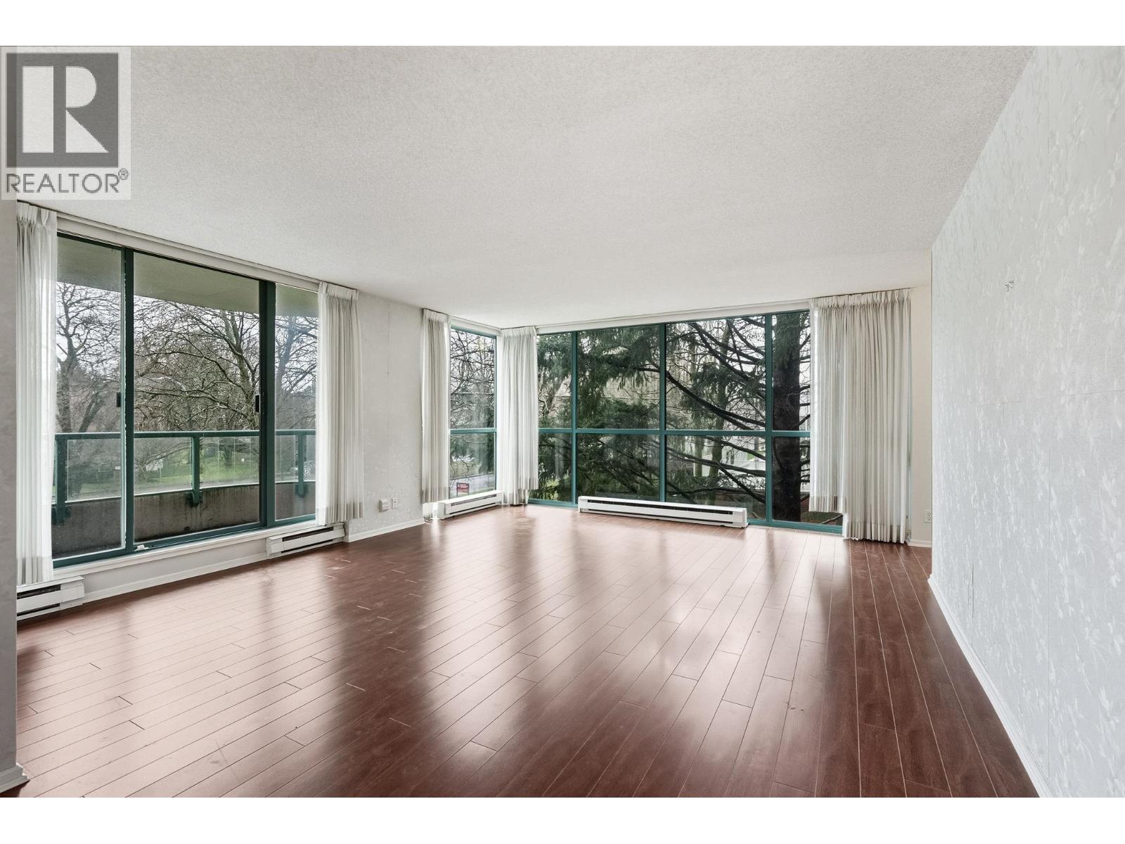 305 8811 Lansdowne Road, Richmond, British Columbia V6X 3T4 - Photo 2 - R3104714