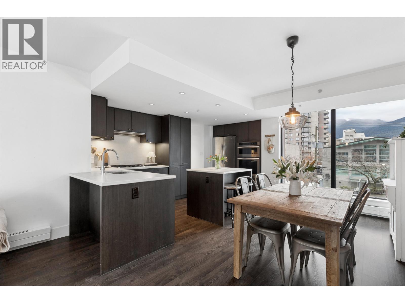 303 150 W 15th Street, North Vancouver, British Columbia  V7M 1R5 - Photo 8 - R3104755