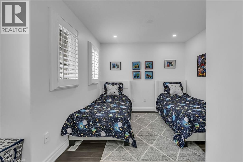 956 Banffshire Court, Kitchener, Ontario  N2R 1W8 - Photo 29 - 40816216