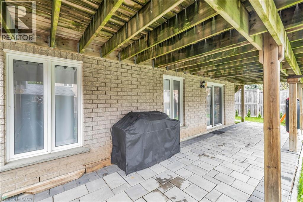 956 Banffshire Court, Kitchener, Ontario  N2R 1W8 - Photo 35 - 40816216