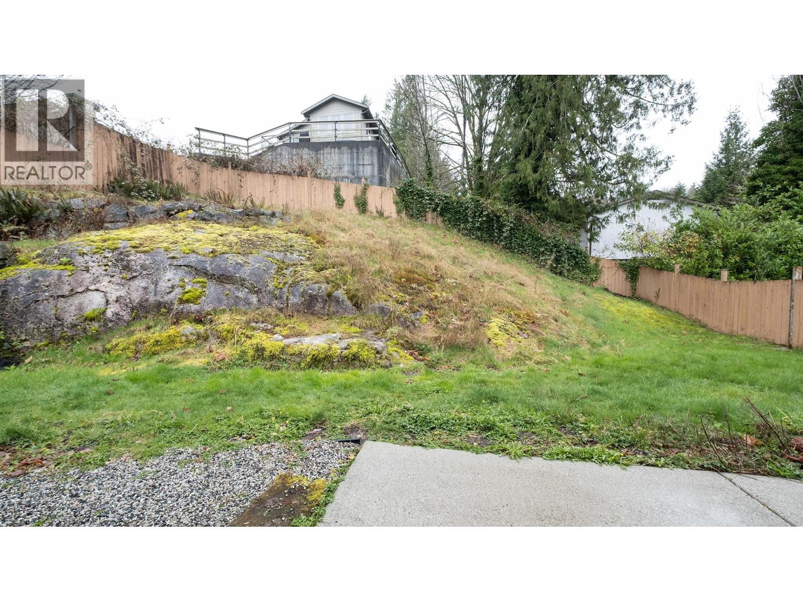 5839 Trail Avenue, Sechelt, British Columbia  V7Z 0L9 - Photo 18 - R3104722