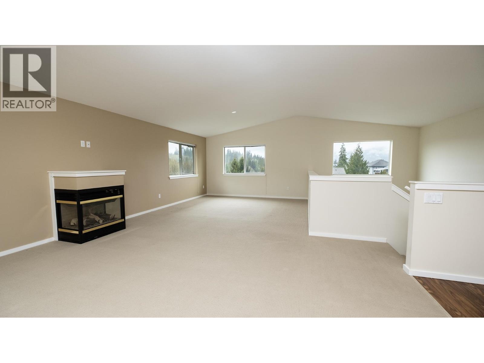 5839 Trail Avenue, Sechelt, British Columbia  V7Z 0L9 - Photo 5 - R3104722