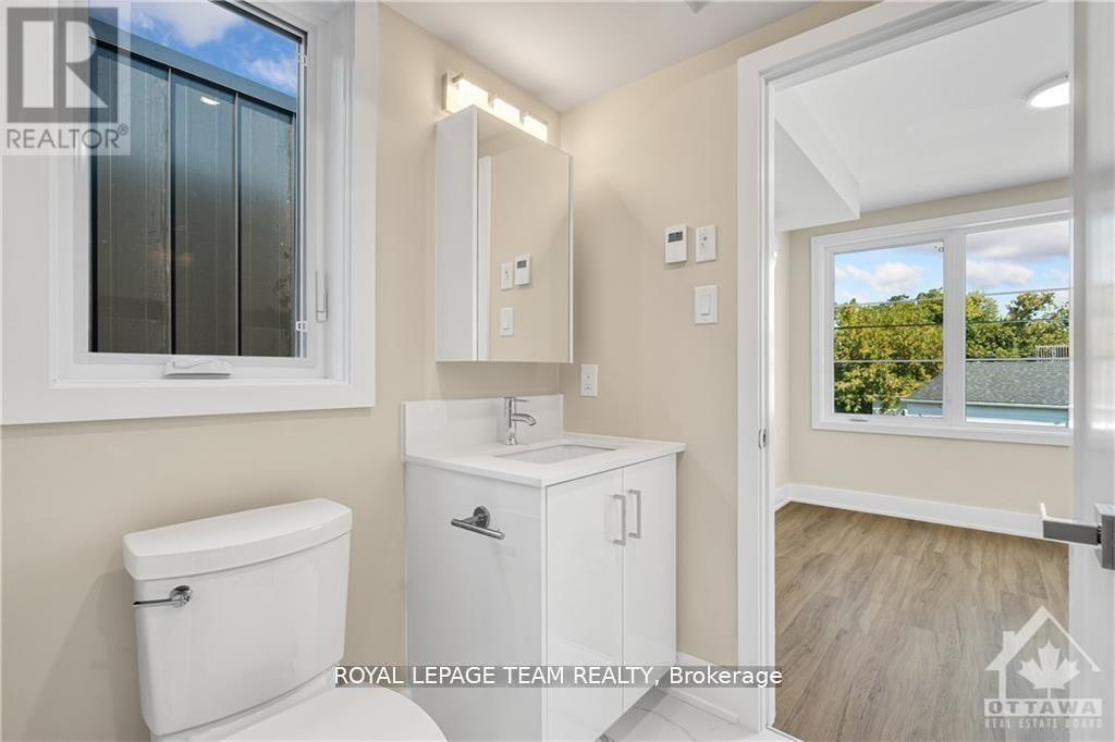 5 - 366 Winona Avenue, Ottawa, Ontario  K1Z 5H7 - Photo 10 - X12936370