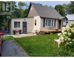 18 GEORGE STREET, huntsville (chaffey), Ontario