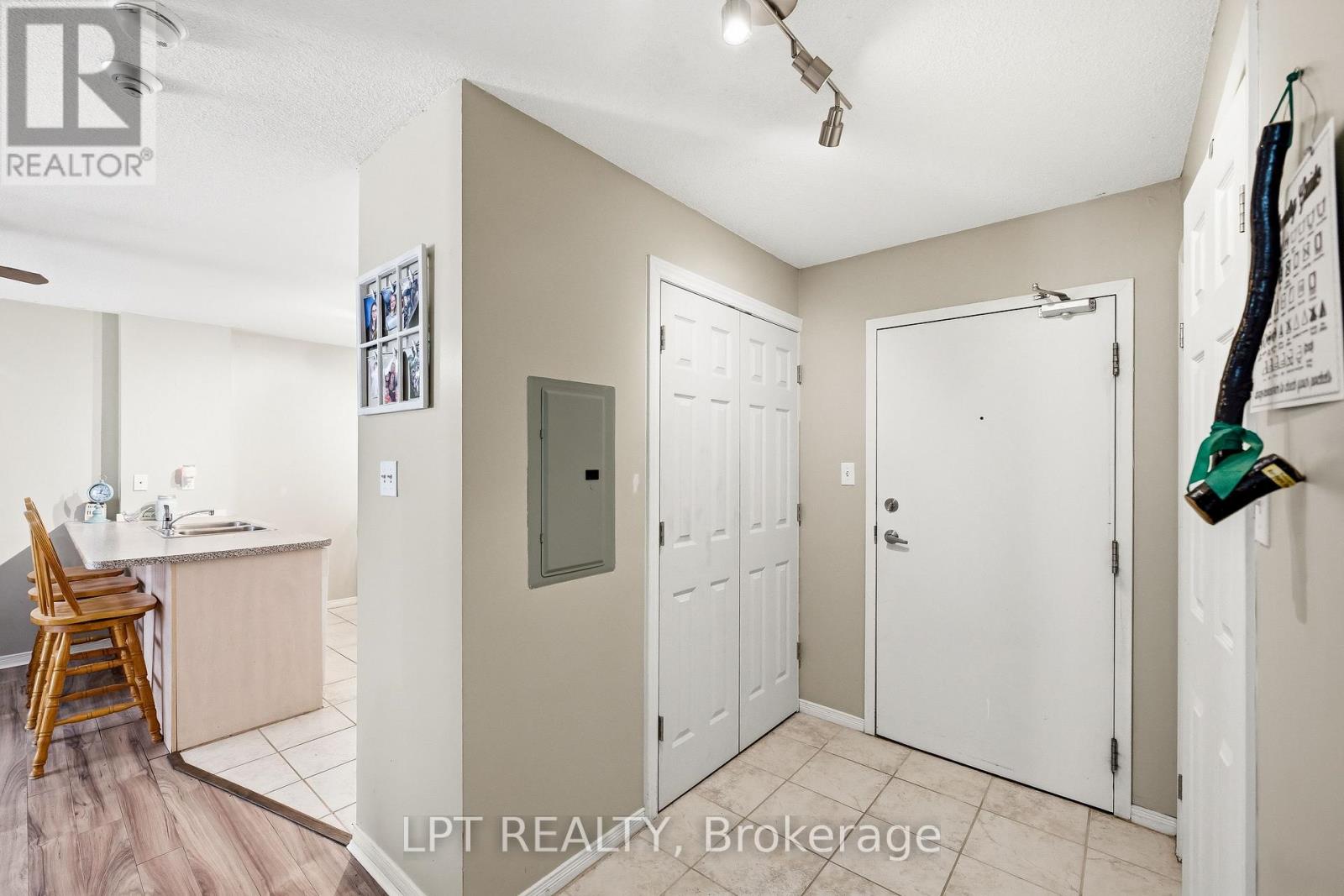 107 - 83 Aspen Springs Drive, Clarington, Ontario L1C 5J7 - Photo 6 - E12933558