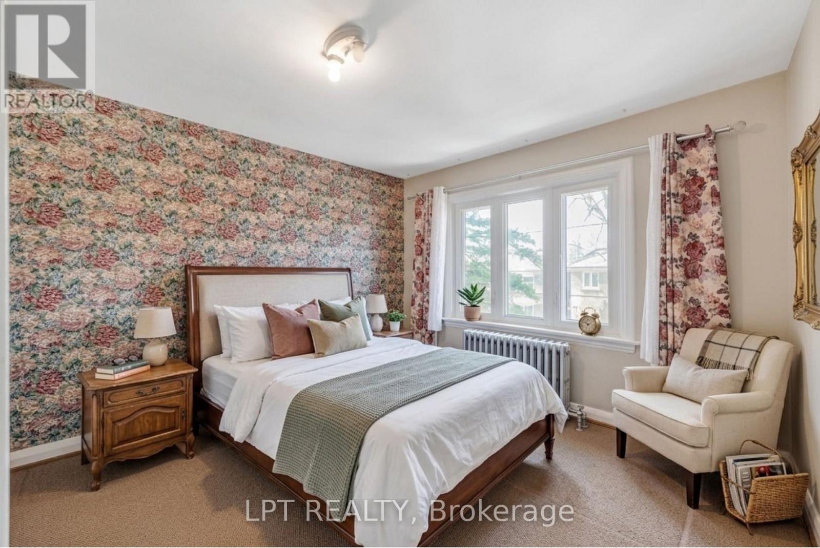 89 Highfield Road, Toronto, Ontario  M4L 2T9 - Photo 21 - E12935116