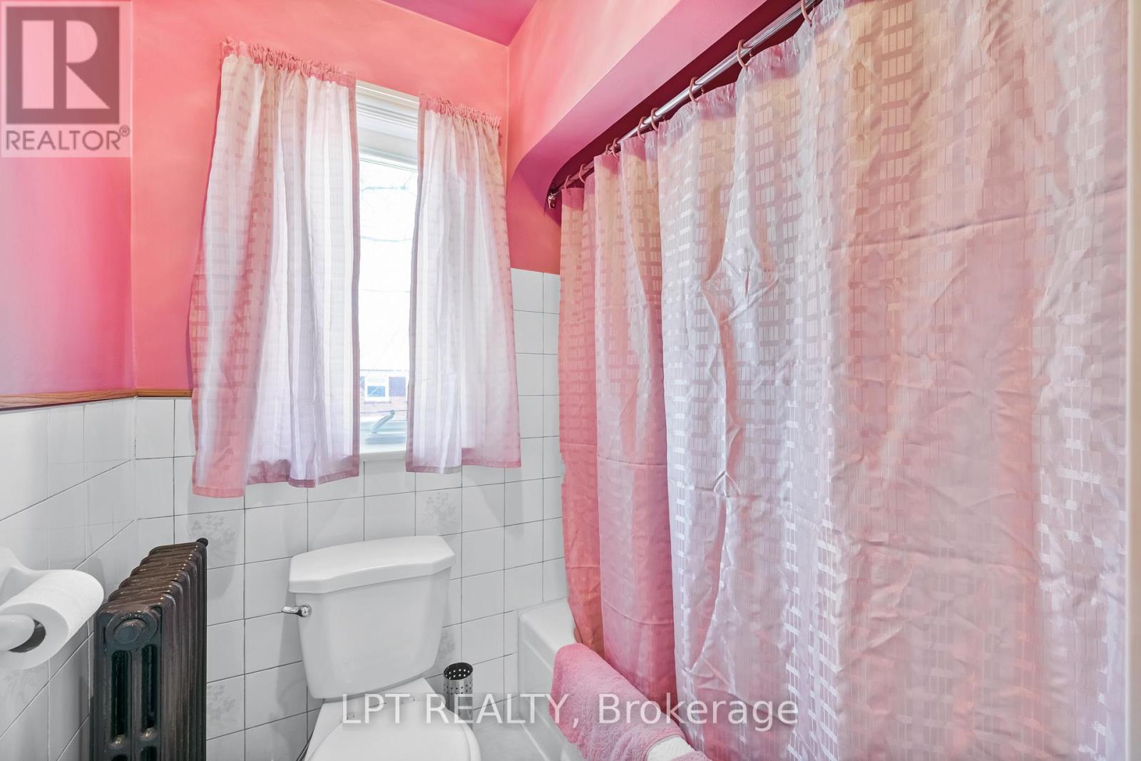 89 Highfield Road, Toronto, Ontario  M4L 2T9 - Photo 26 - E12935116