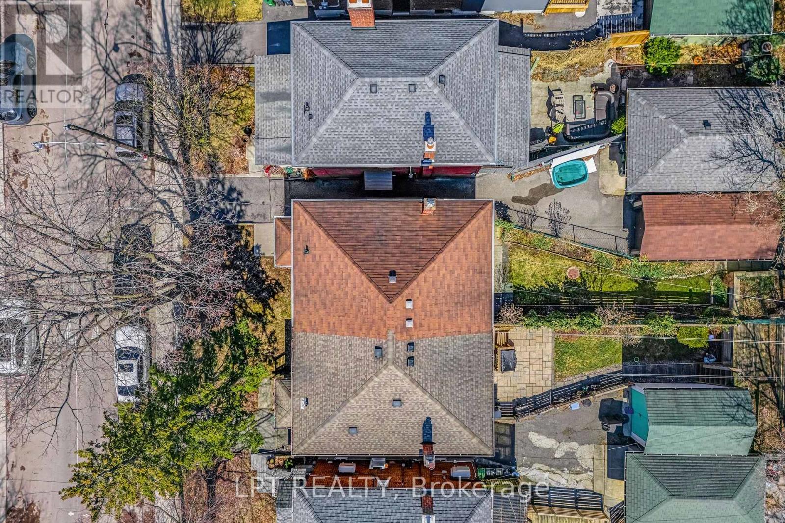 89 Highfield Road, Toronto, Ontario  M4L 2T9 - Photo 32 - E12935116