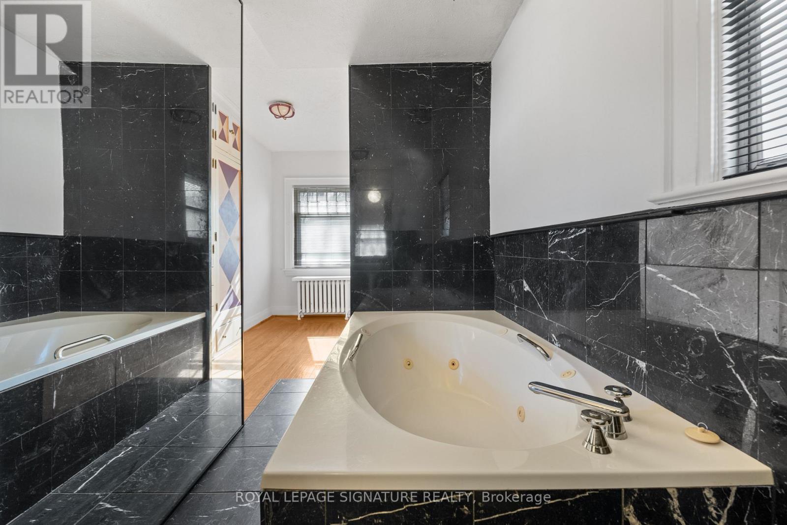 57 St Edmunds Drive, Toronto, Ontario  M4N 2P8 - Photo 35 - C12936386