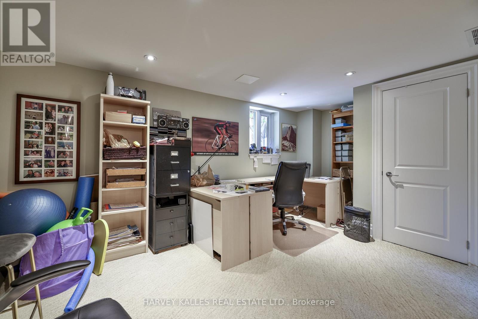 417 St Germain Avenue, Toronto, Ontario  M5M 1T7 - Photo 37 - C12936392