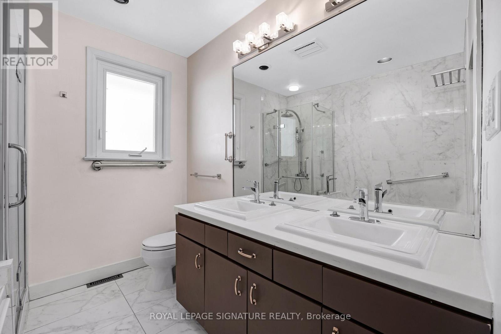 57 Forest Grove Drive, Toronto, Ontario  M2K 1Z4 - Photo 16 - C12936404