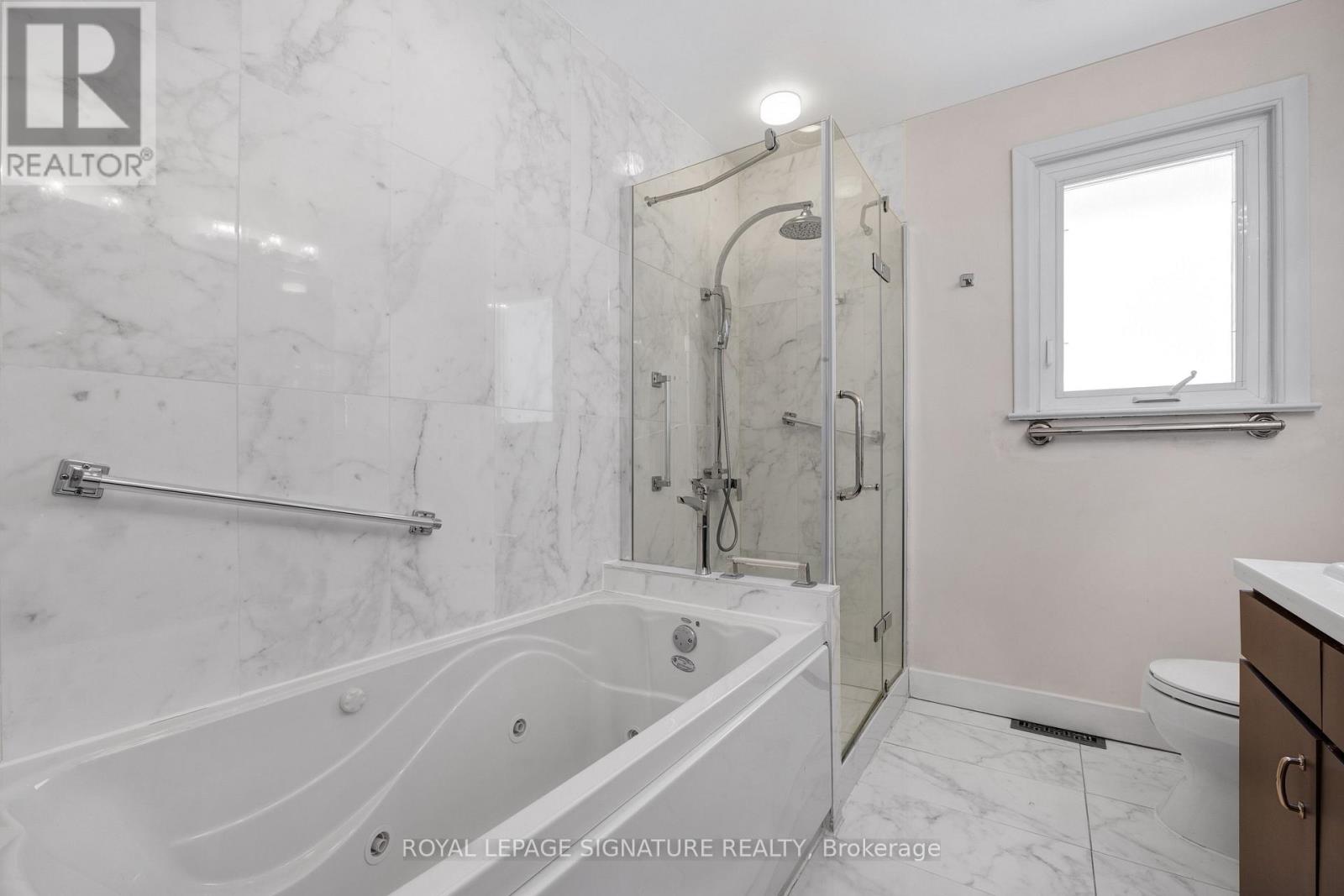 57 Forest Grove Drive, Toronto, Ontario  M2K 1Z4 - Photo 17 - C12936404