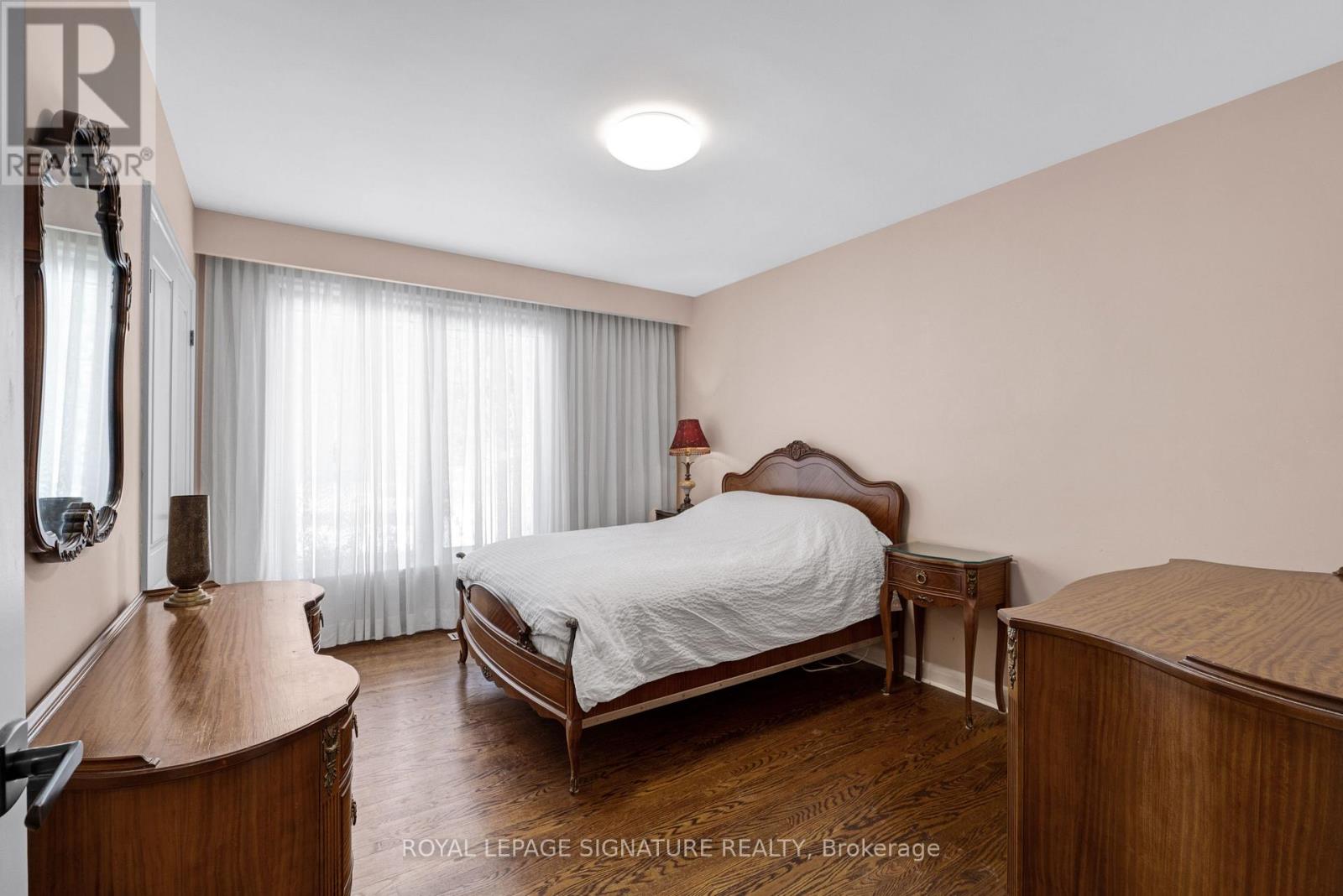 57 Forest Grove Drive, Toronto, Ontario  M2K 1Z4 - Photo 18 - C12936404