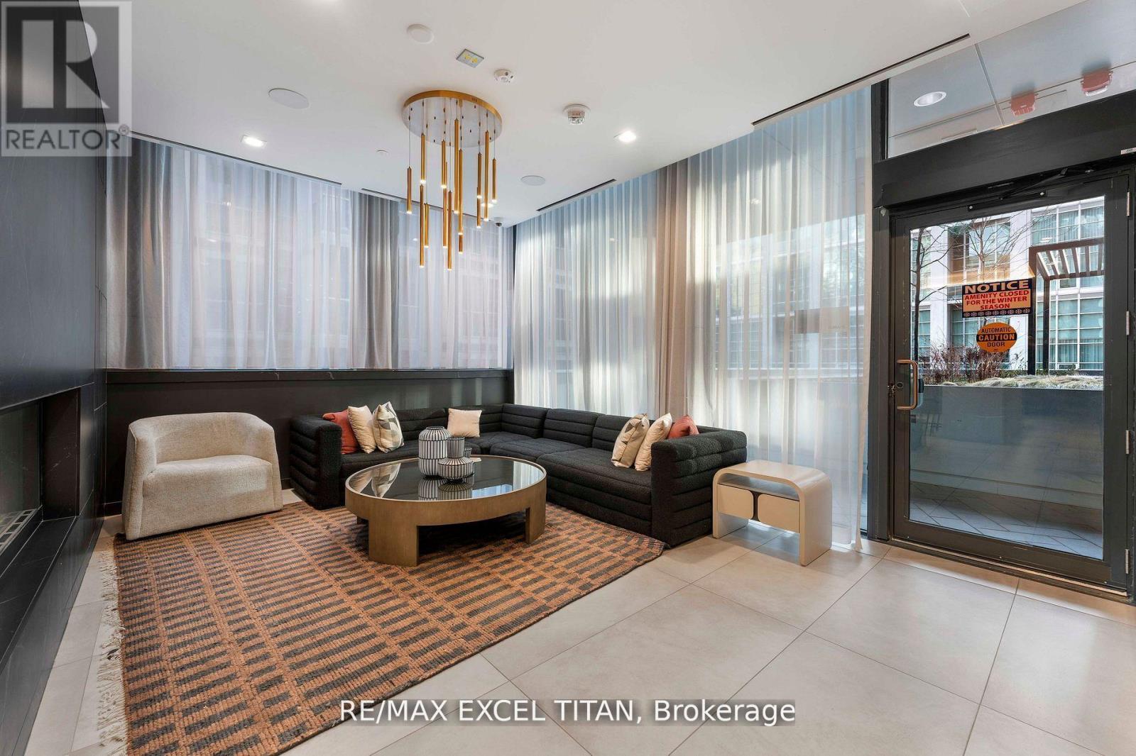 4803 - 55 Mercer Street, Toronto, Ontario  M5V 0W4 - Photo 18 - C12936434