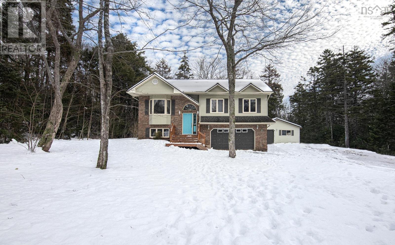 45 Rockcliffe Crescent, Hammonds Plains, Nova Scotia