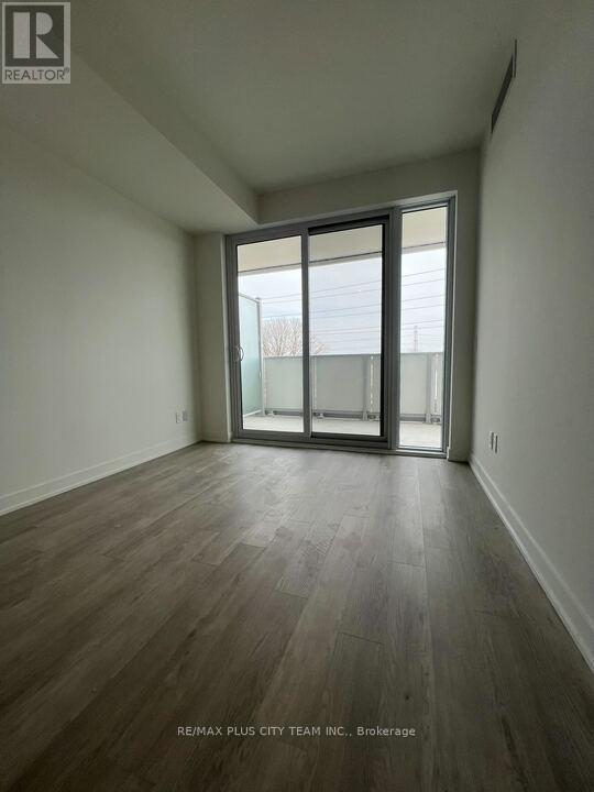 207 - 1010 Sandy Beach Road, Pickering, Ontario  L1W 0C7 - Photo 2 - E12936374