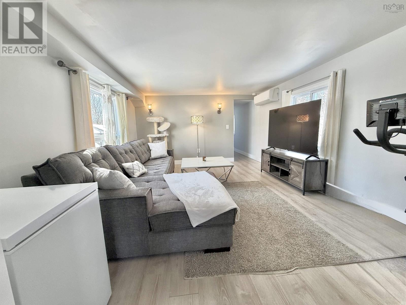 11 Snow White Drive, Lake Echo, Nova Scotia  B3E 1C5 - Photo 11 - 202604667