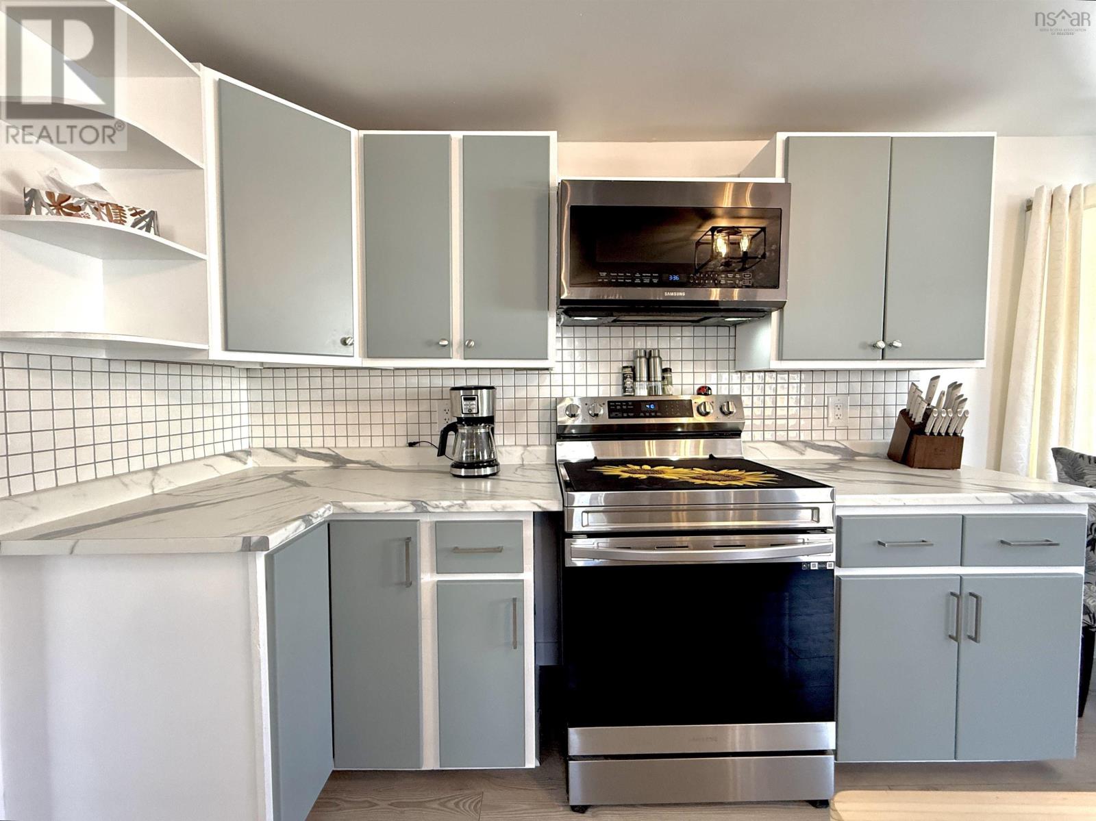 11 Snow White Drive, Lake Echo, Nova Scotia  B3E 1C5 - Photo 3 - 202604667