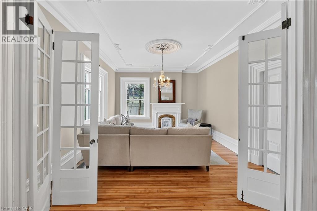 262 Main Street W, Grimsby, Ontario  L3M 1S4 - Photo 11 - 40814869