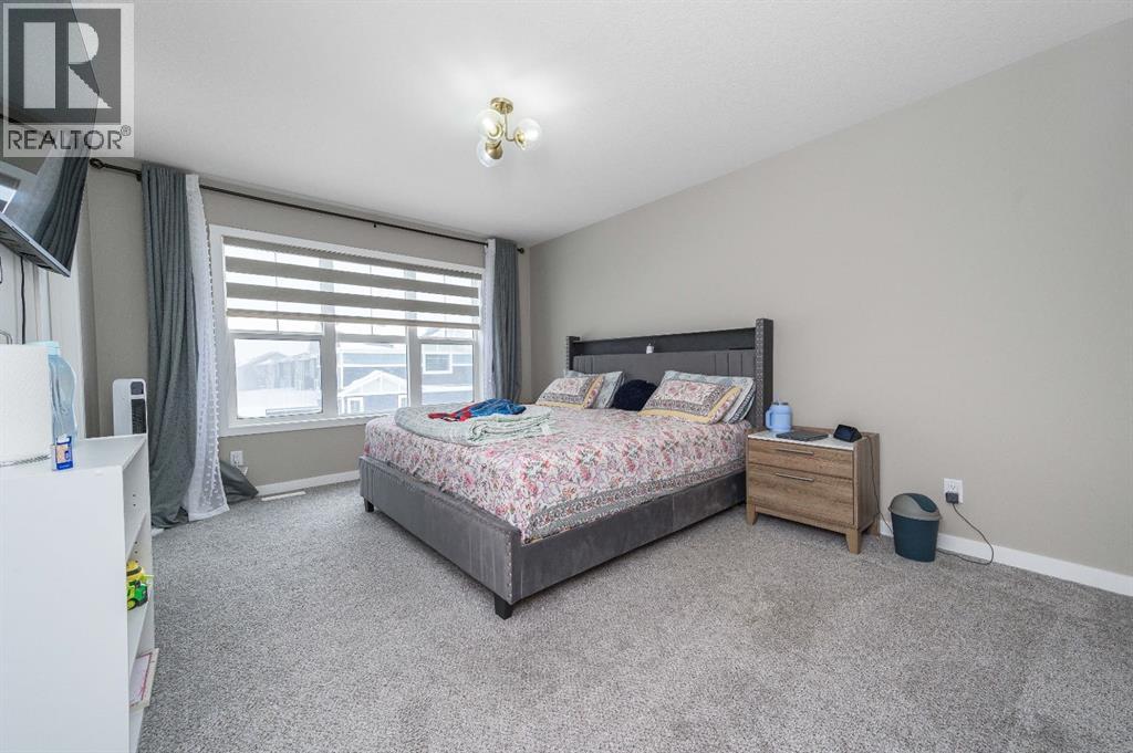 2049 Cobblespring Avenue SW, Airdrie, Alberta  T4B 5M1 - Photo 11 - A2291494
