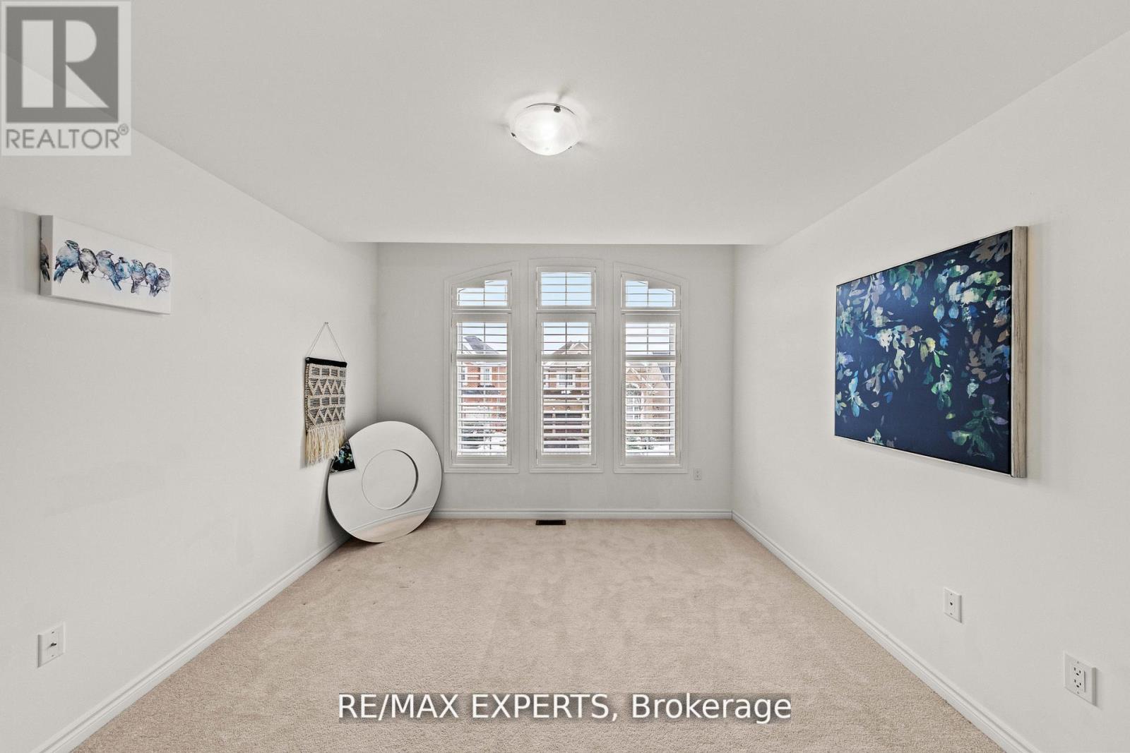 48 Manor Glen Crescent, East Gwillimbury (Mt Albert), Ontario  L0G 1M0 - Photo 28 - N12936420