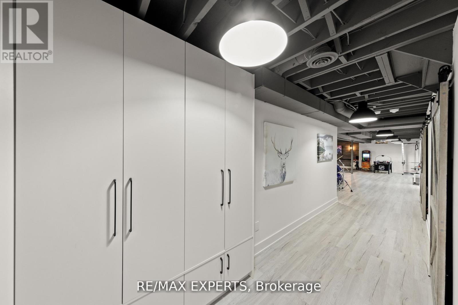 48 Manor Glen Crescent, East Gwillimbury (Mt Albert), Ontario  L0G 1M0 - Photo 36 - N12936420