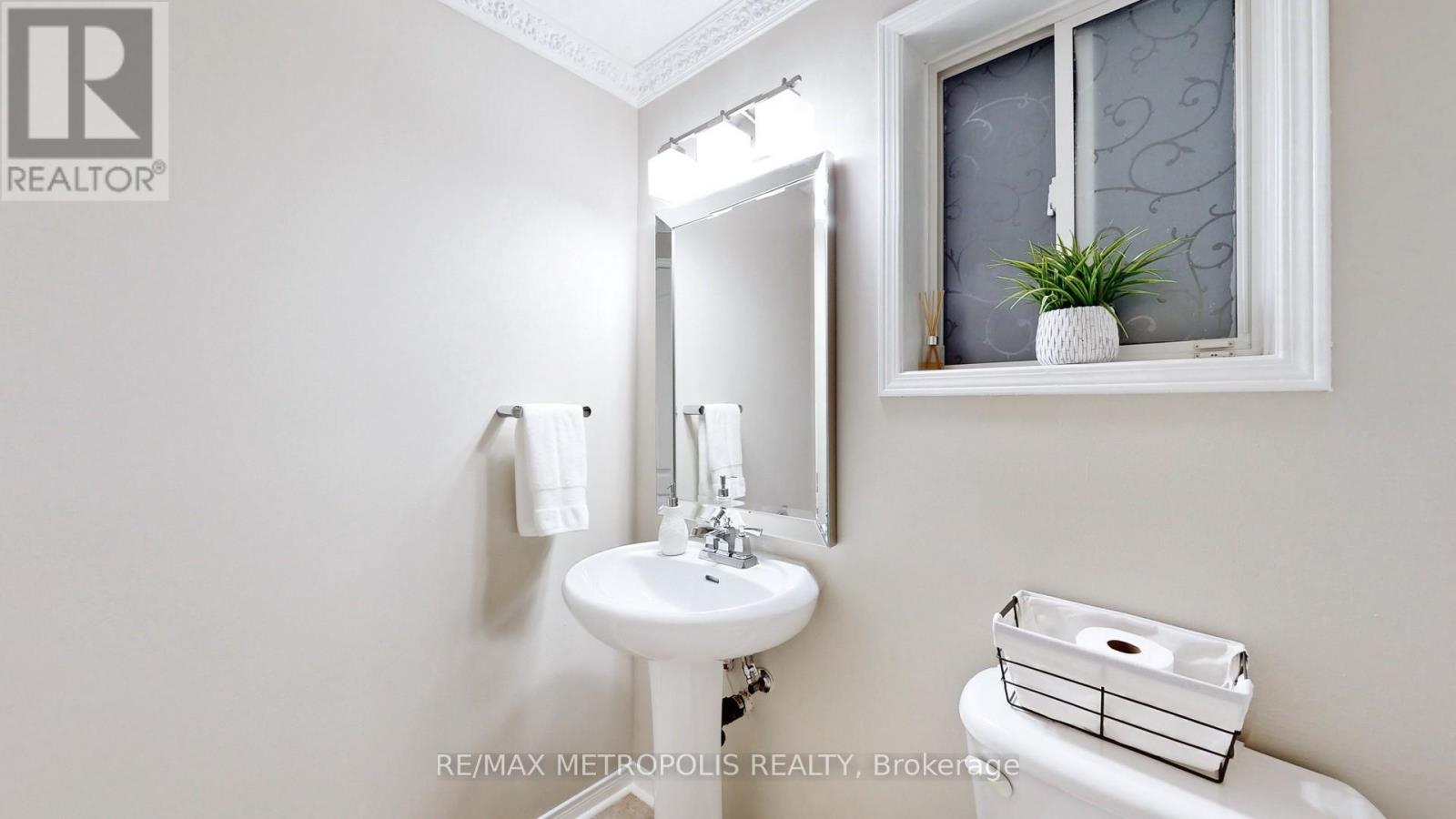 220 Deepsprings Crescent, Vaughan, Ontario  L6A 3W1 - Photo 17 - N12936428