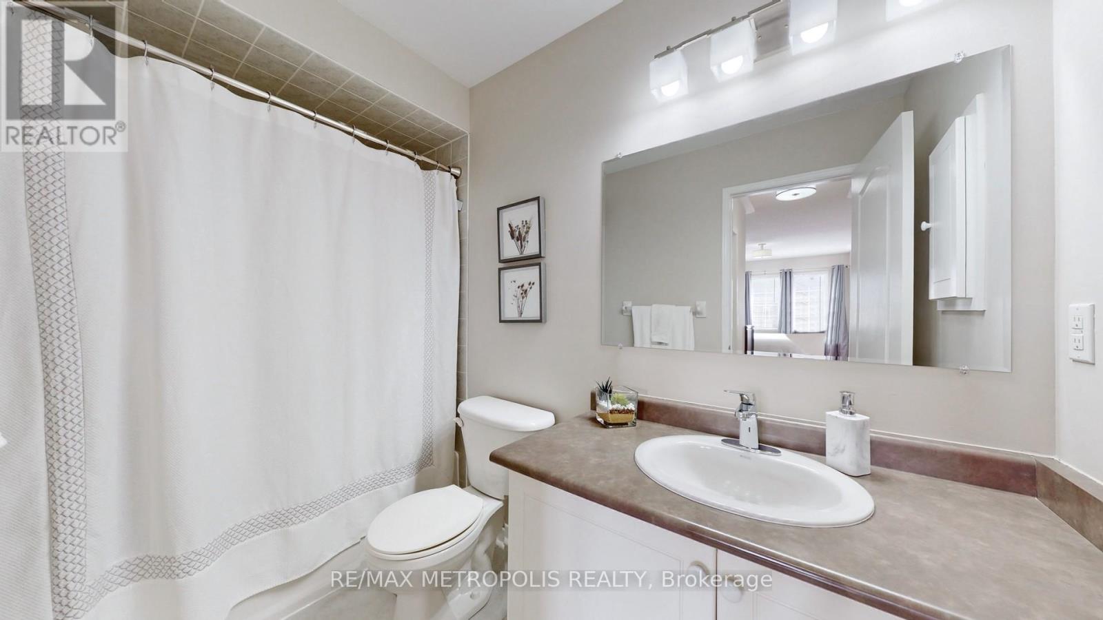 220 Deepsprings Crescent, Vaughan, Ontario  L6A 3W1 - Photo 24 - N12936428